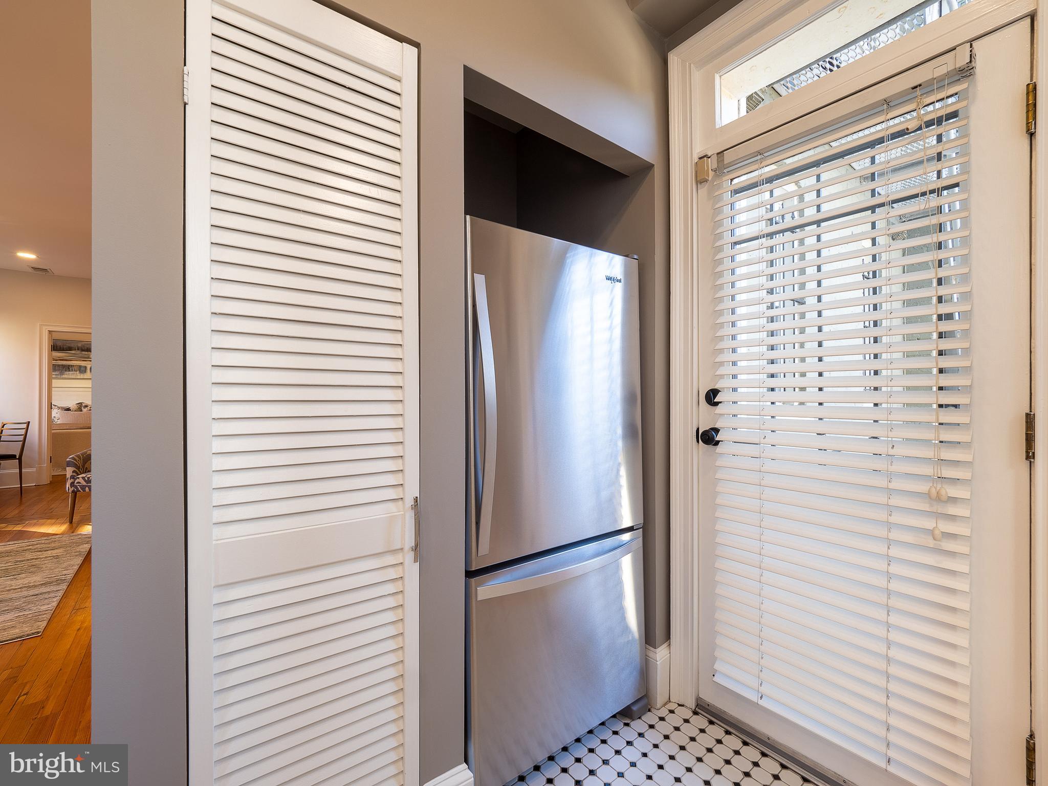 1423 R Street Northwest, Unit 205 Washington, DC 20009 - Photo 14 of 39