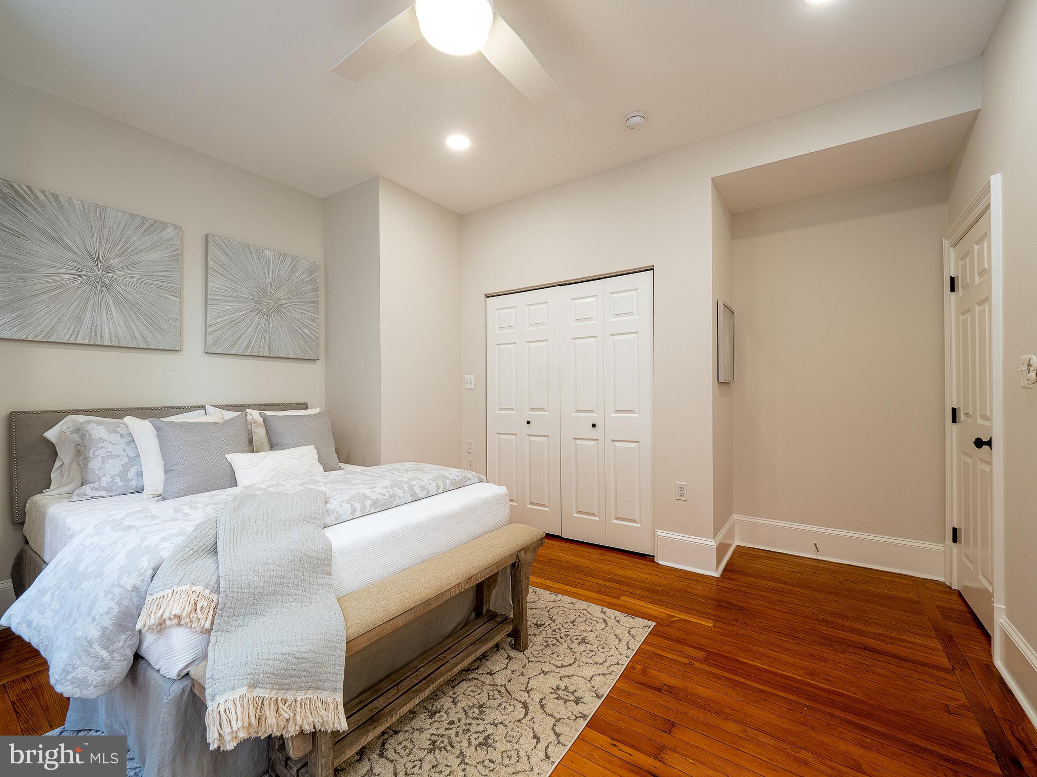 1423 R Street Northwest, Unit 205 Washington, DC 20009 - Photo 18 of 39
