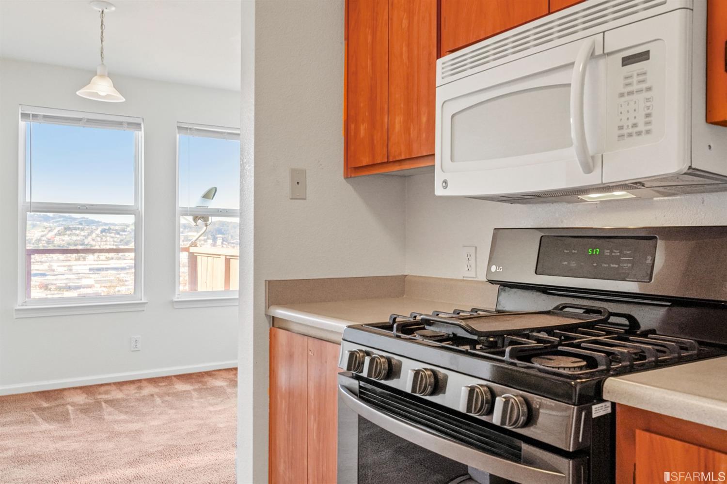 41 Kiska Road San Francisco, CA 94124 - Photo 11 of 28