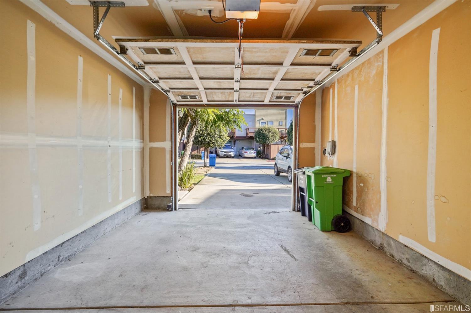 41 Kiska Road San Francisco, CA 94124 - Photo 12 of 28