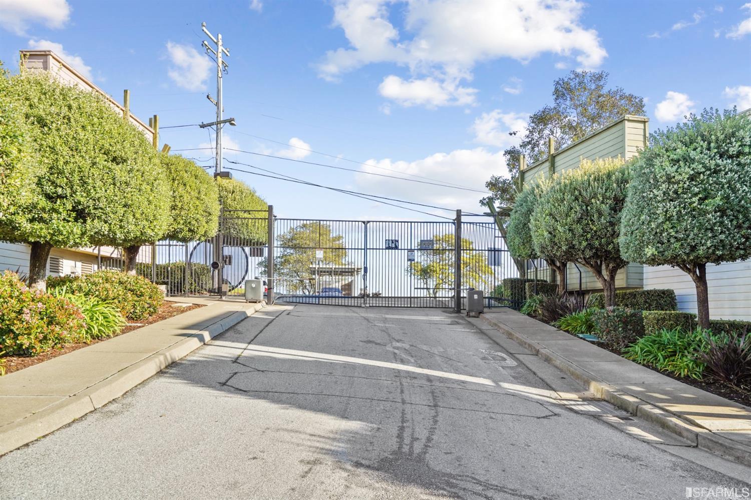 41 Kiska Road San Francisco, CA 94124 - Photo 26 of 28