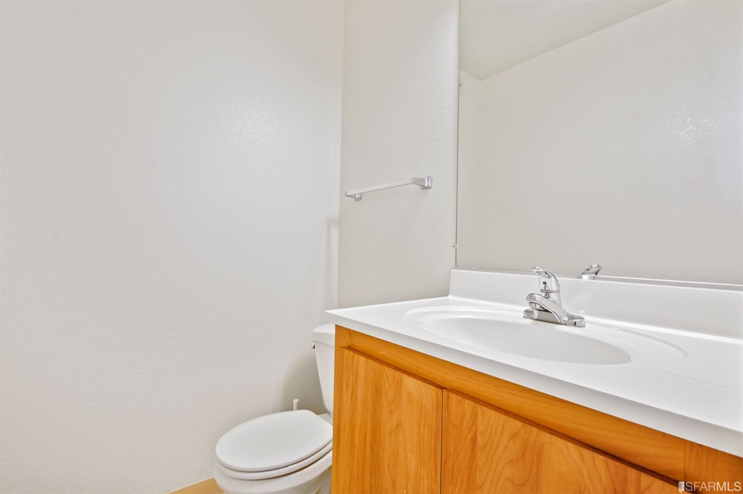 41 Kiska Road San Francisco, CA 94124 - Photo 3 of 28