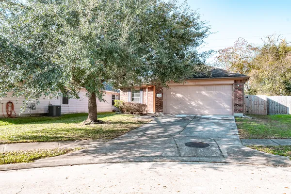 $1,800 | 6227 Lovage Avenue, Crosby, TX 77532
