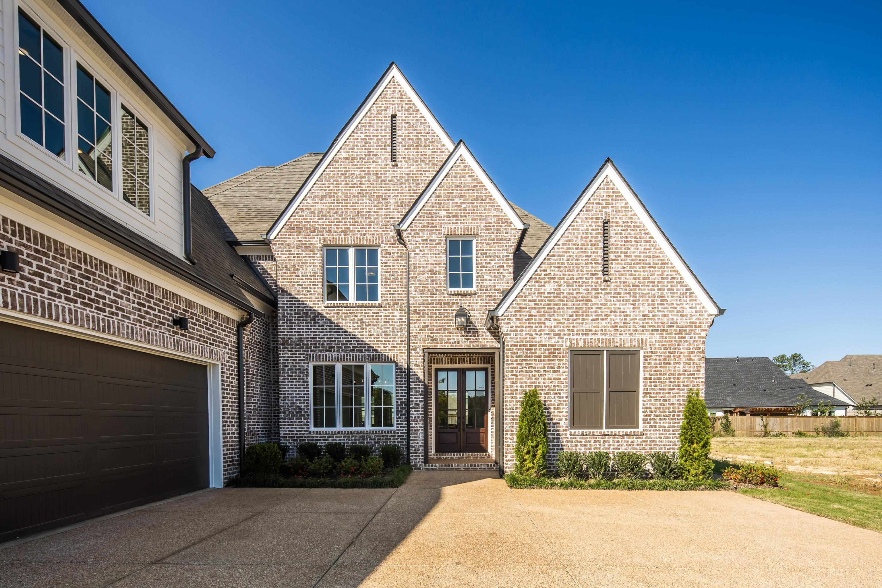1343 Kate Drive Collierville, TN 38017 - Photo 2 of 39