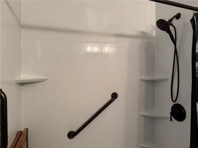 $162,900 | 405 Diehl Drive, McKeesport, PA 15132