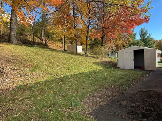 $162,900 | 405 Diehl Drive, McKeesport, PA 15132