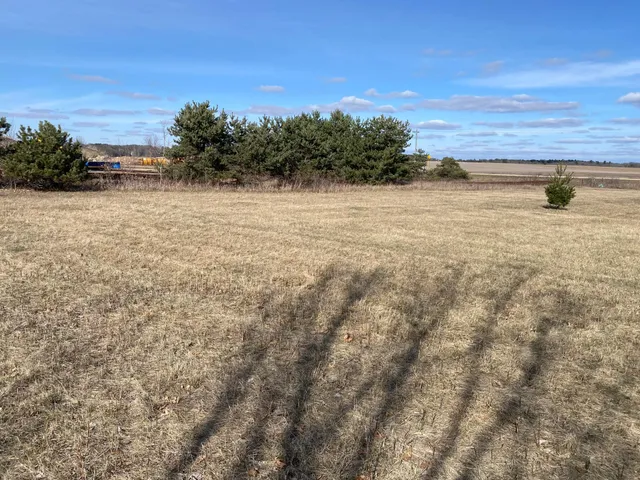 $40,000 | Lot 2 934th Street, Eau Claire, WI 54701