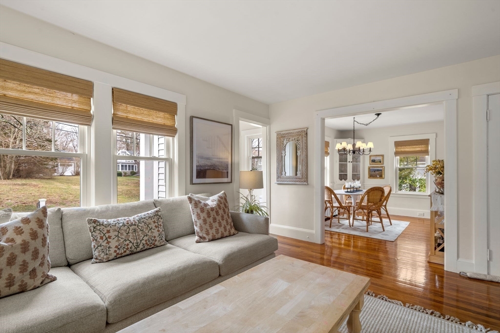 386 Country Way Scituate, MA 02066 - Photo 15 of 41