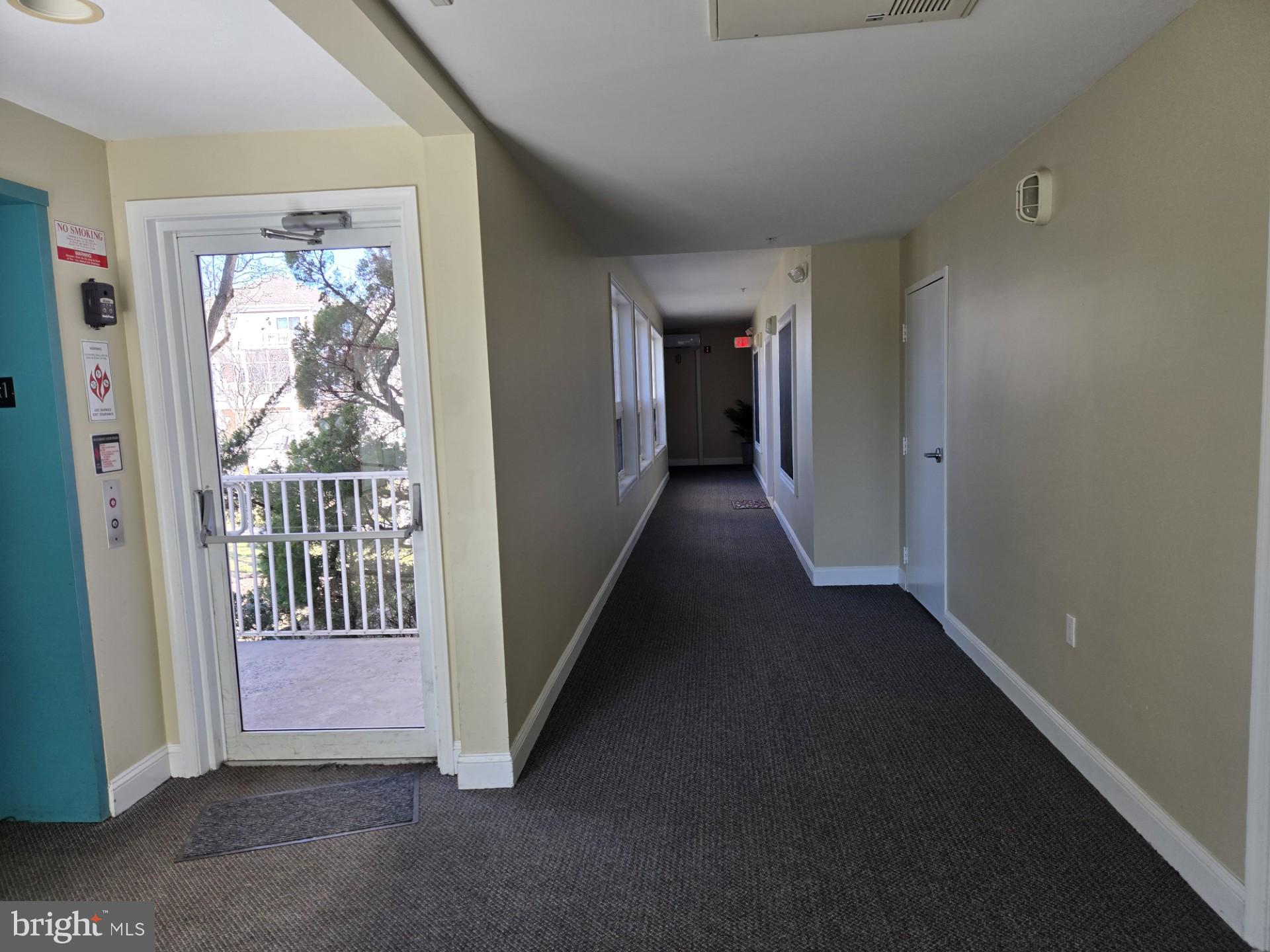 9742 Golf Course Road, Unit 102 Ocean City, MD 21842 - Photo 27 of 34 Hallway In 1st Floor Entry