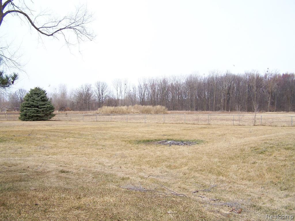 6750 Sharpe Road Fowlerville, MI 48836 - Photo 16 of 19