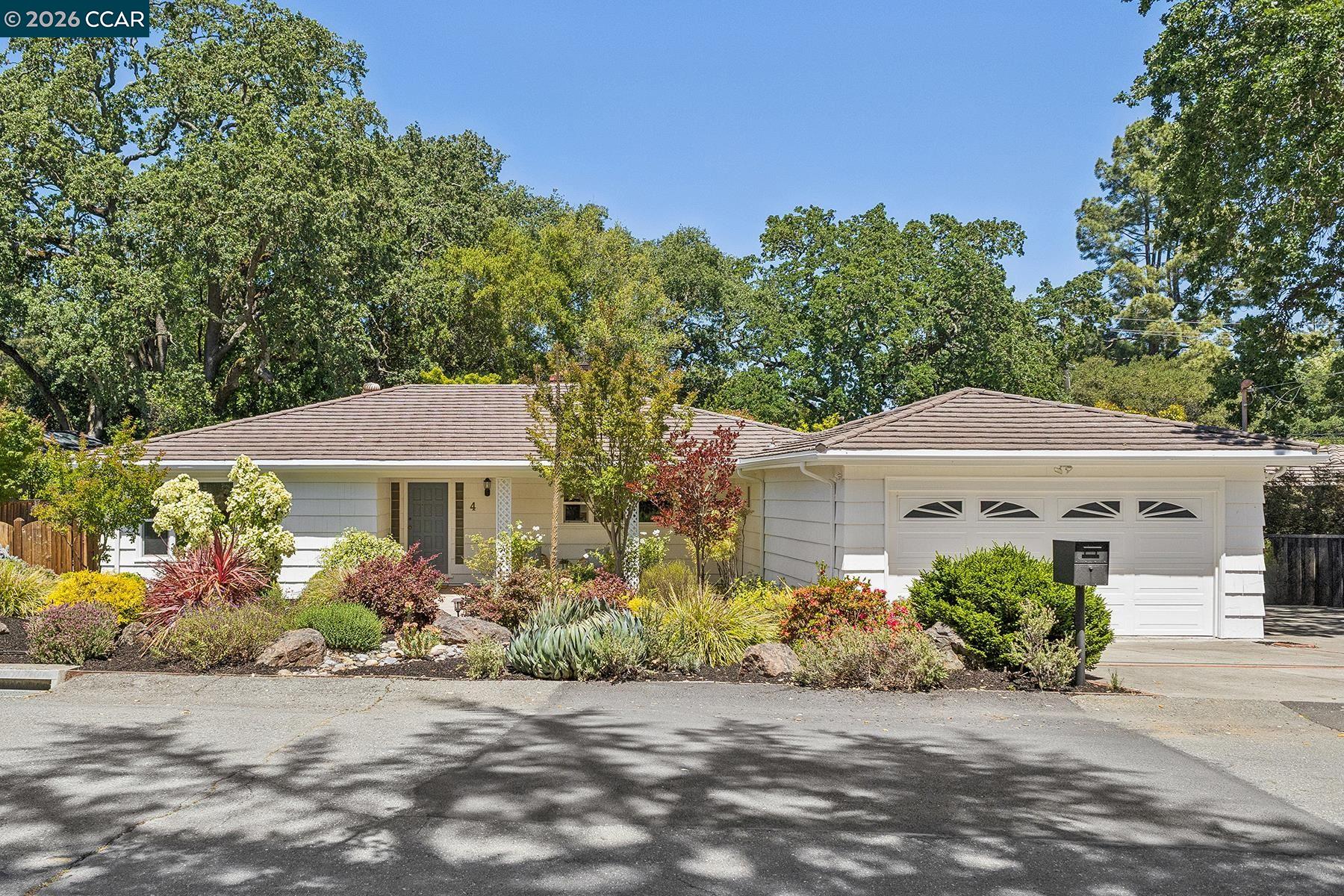 4 Crest Road Lafayette, CA 94549 - Photo 1 of 38