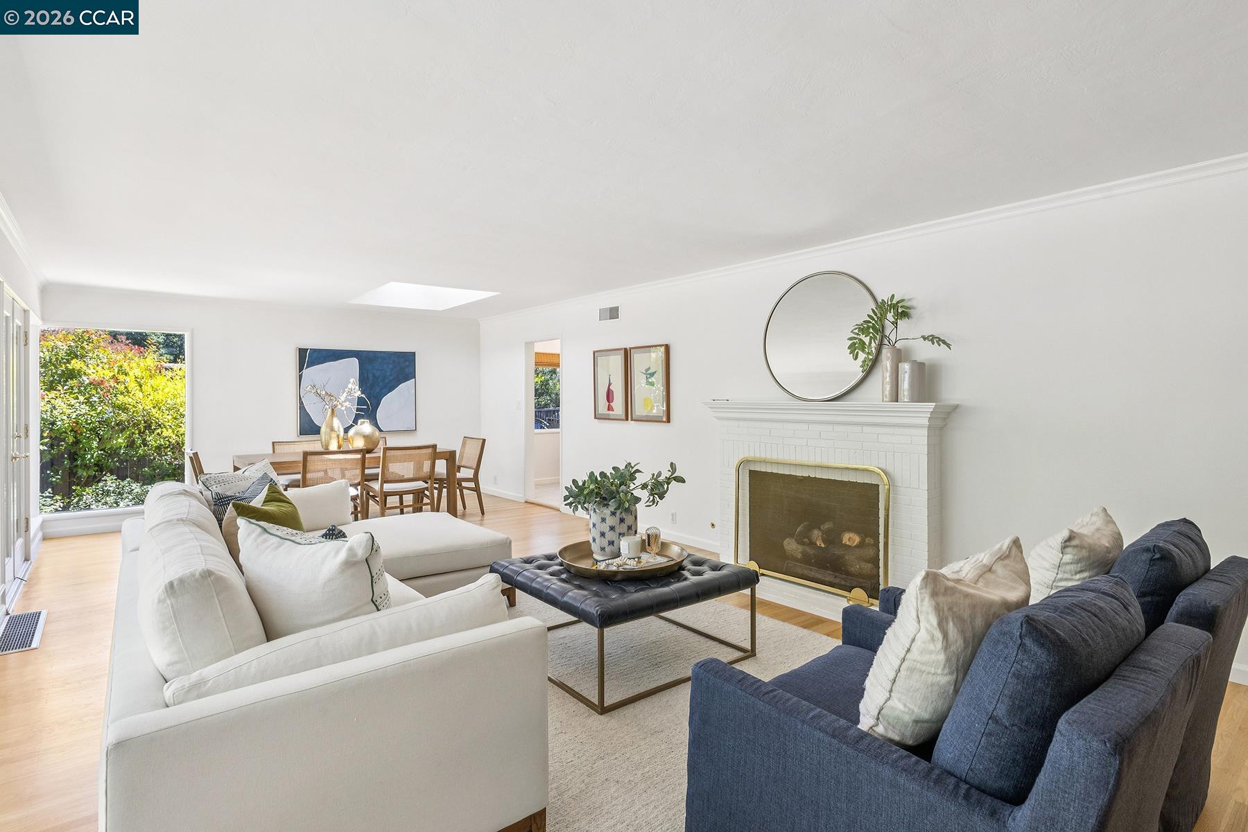 4 Crest Road Lafayette, CA 94549 - Photo 13 of 38