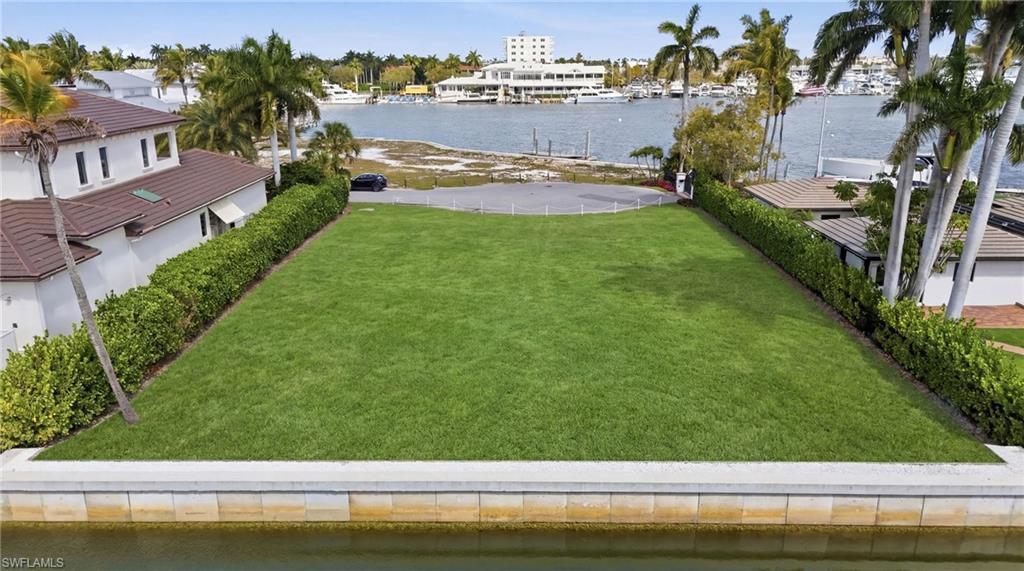 754 16th Avenue South Naples, FL 34102 - Photo 10 of 15