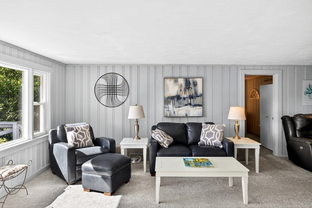 345 Quaker Road Falmouth, MA 02556 - Photo 13 of 33