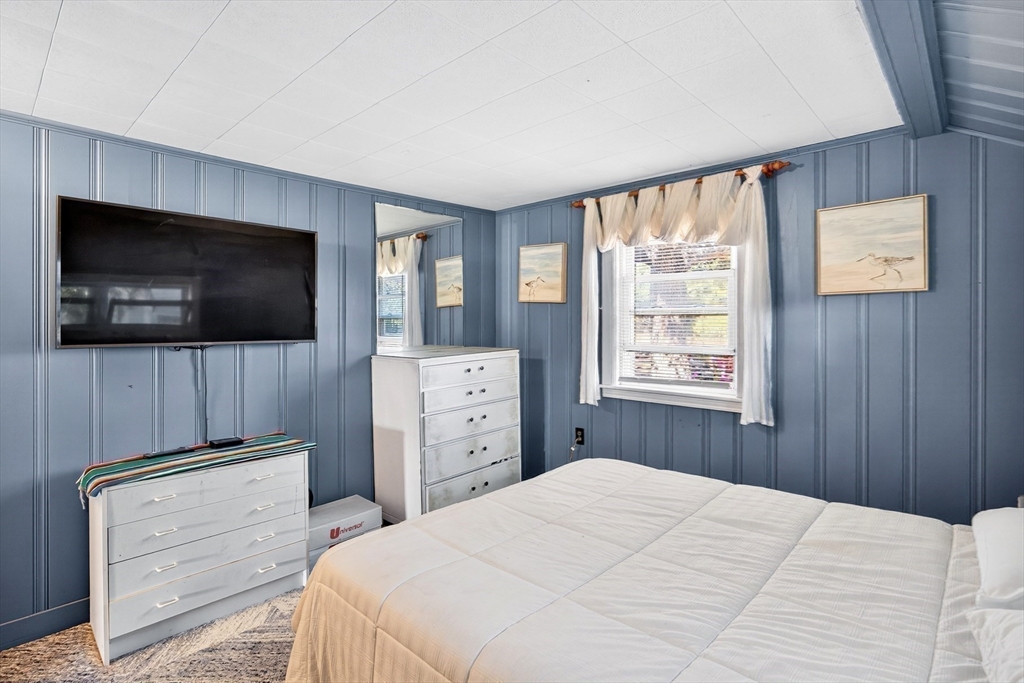 345 Quaker Road Falmouth, MA 02556 - Photo 19 of 33