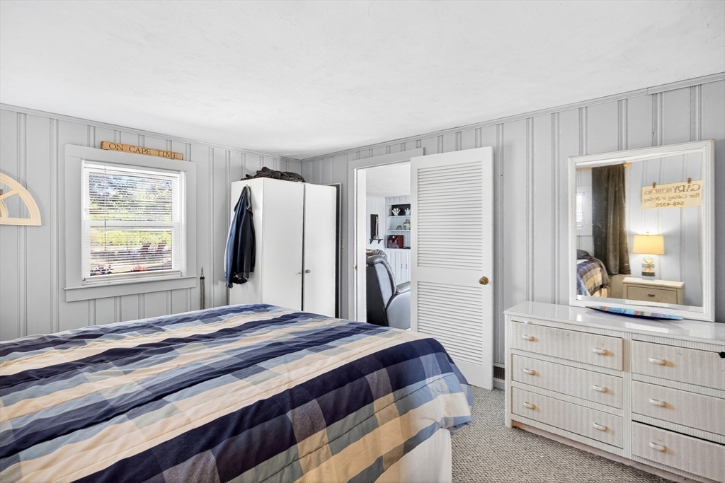 345 Quaker Road Falmouth, MA 02556 - Photo 20 of 33