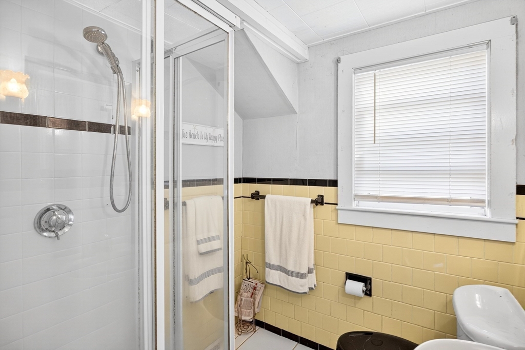 345 Quaker Road Falmouth, MA 02556 - Photo 23 of 33