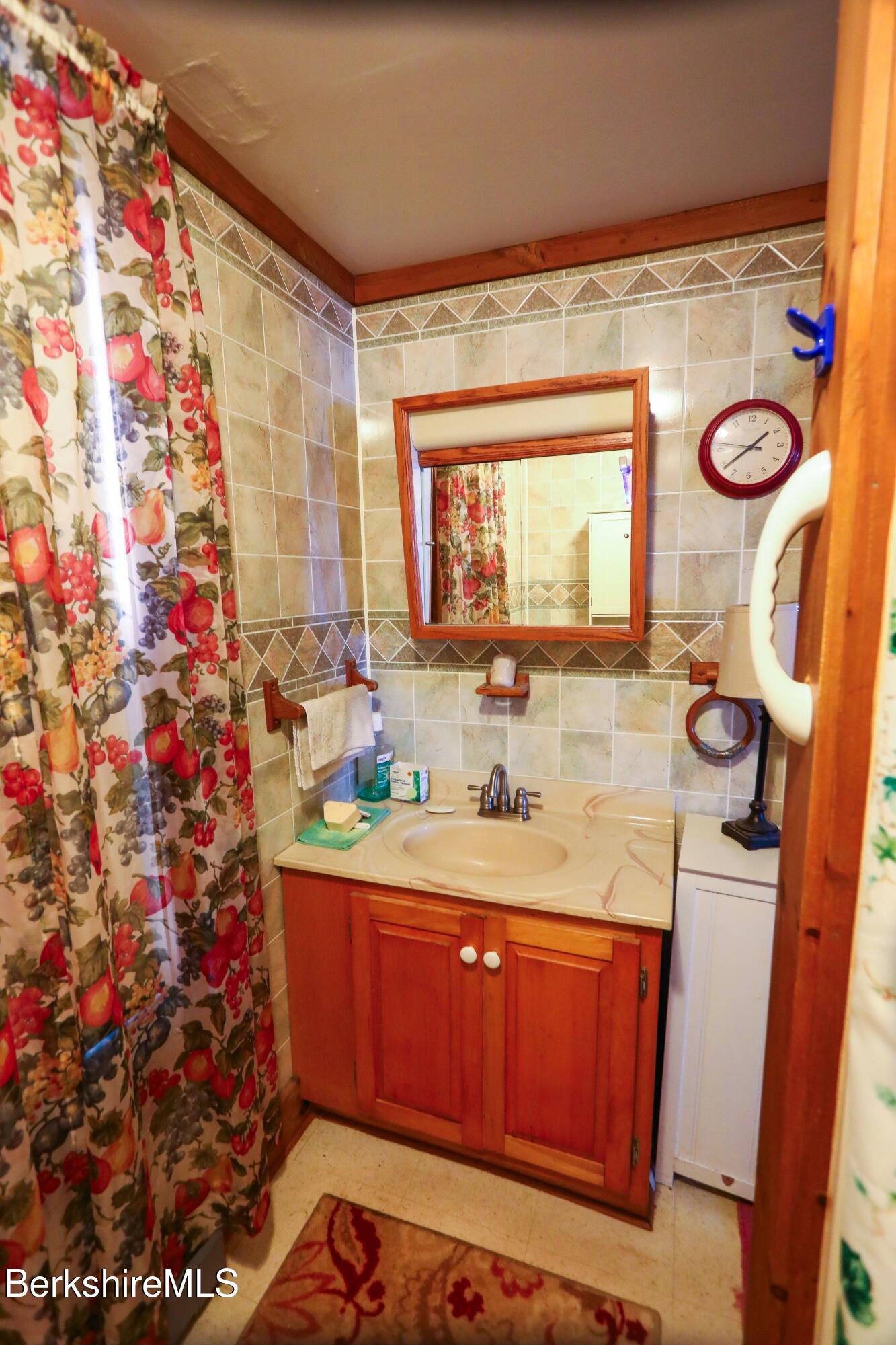 39 Middle Road Clarksburg, MA 01247 - Photo 19 of 36 IMGL3883-2