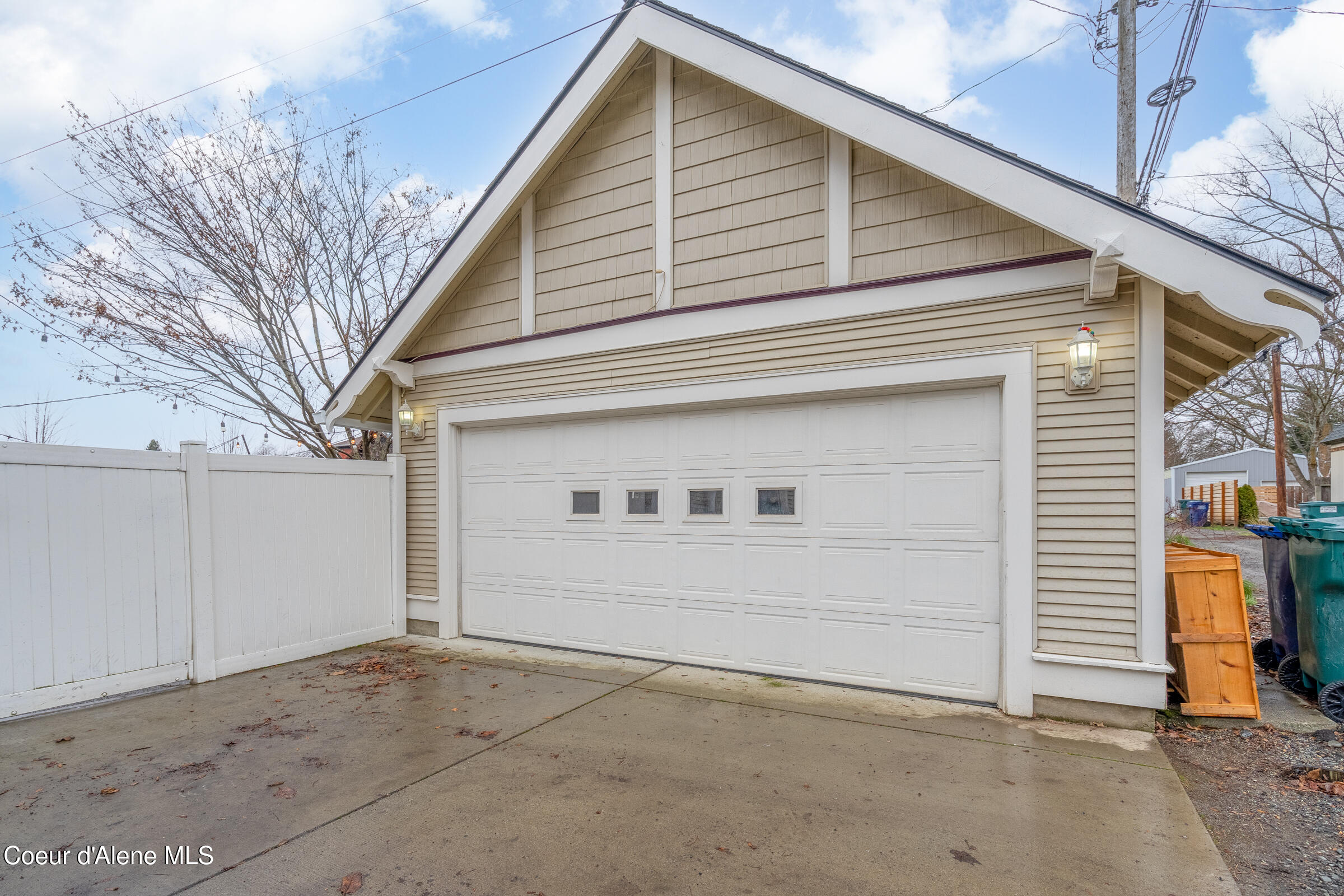 607 North 7th Street Coeur D'Alene, ID 83814 - Photo 3 of 21 003-607North7thStreet-CoeurdAlene-ID-838