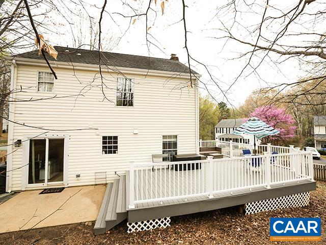 150 Olton Place Charlottesville, VA 22902 - Photo 36 of 40 a view of a house with a bench