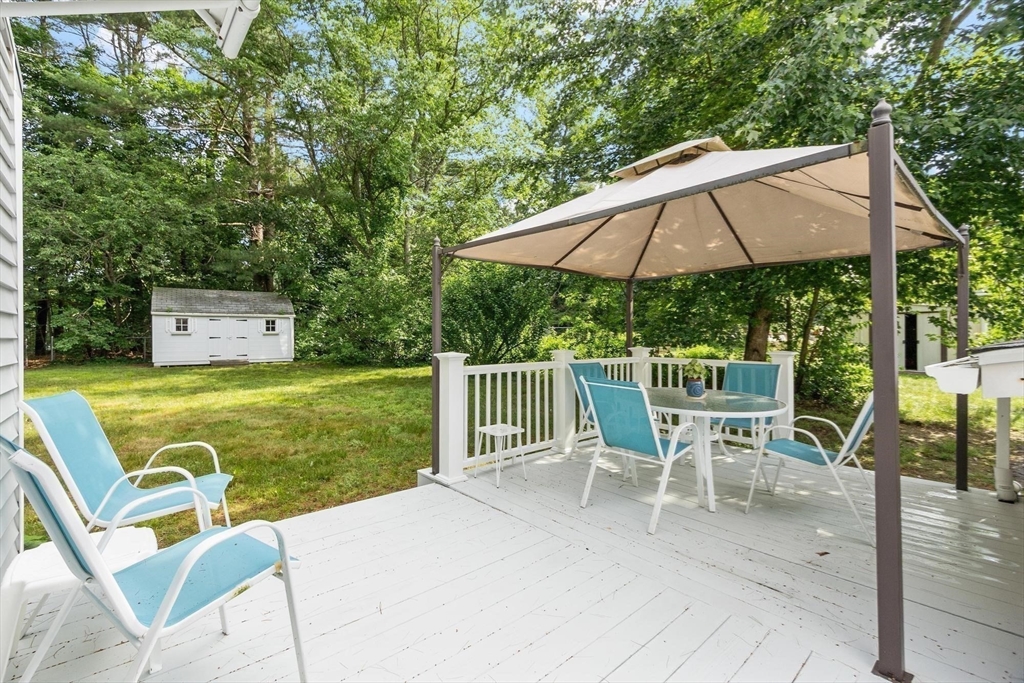 15 Alderbrook Road Andover, MA 01810 - Photo 26 of 34