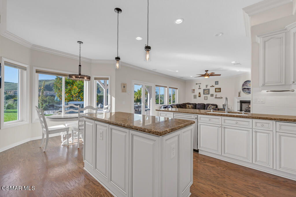 58 Highland Road Simi Valley, CA 93065 - Photo 15 of 72 58 Highland Rd- HsHProd-24
