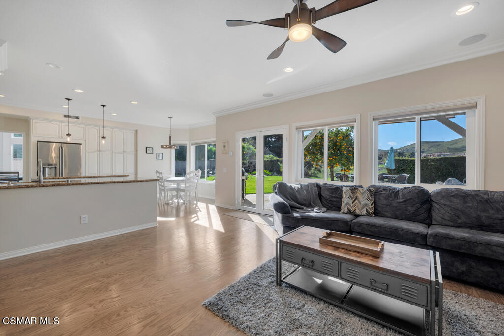 58 Highland Road Simi Valley, CA 93065 - Photo 19 of 72 58 Highland Rd- HsHProd-28