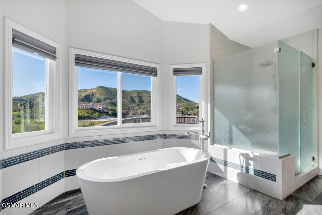58 Highland Road Simi Valley, CA 93065 - Photo 31 of 72 58 Highland Rd- HsHProd-41