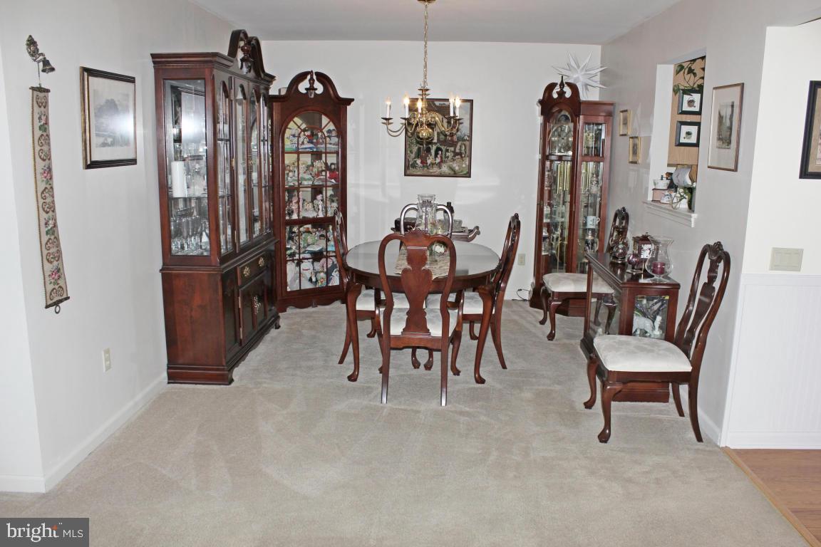 135 Sutherland Road Lancaster, PA 17603 - Photo 6 of 16 Gallery Image 6