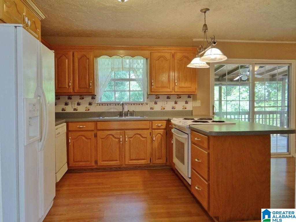 1321 Ridgewood Drive Moody, AL 35004 - Photo 13 of 41