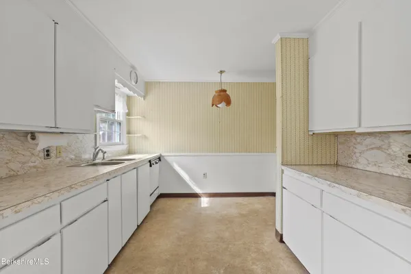 $449,900 | 64 Lee Terrace, Williamstown, MA 01267