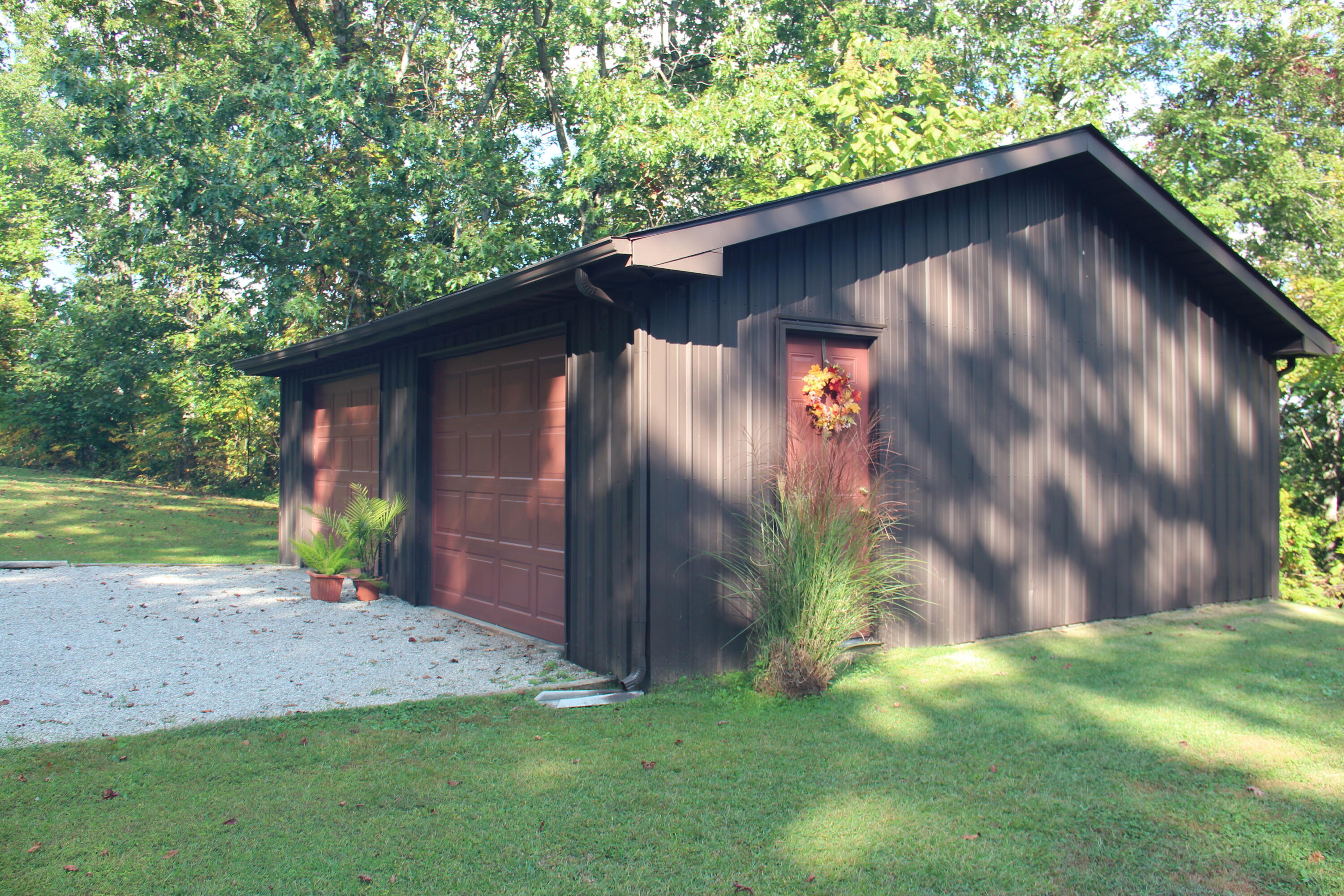 295 Albert Baker Road Somerset, KY 42501 - Photo 5 of 37 IMG_4396