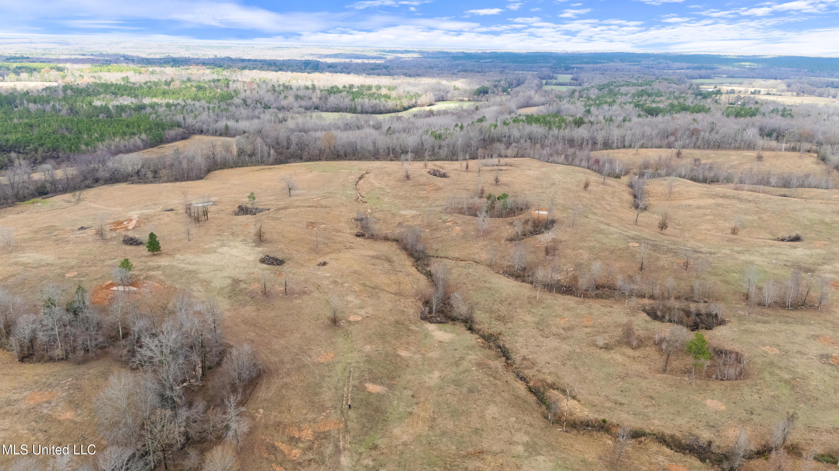 532 Quailwood Road Holly Springs, MS 38635 - Photo 74 of 113 dji_20251125124111_0008_d