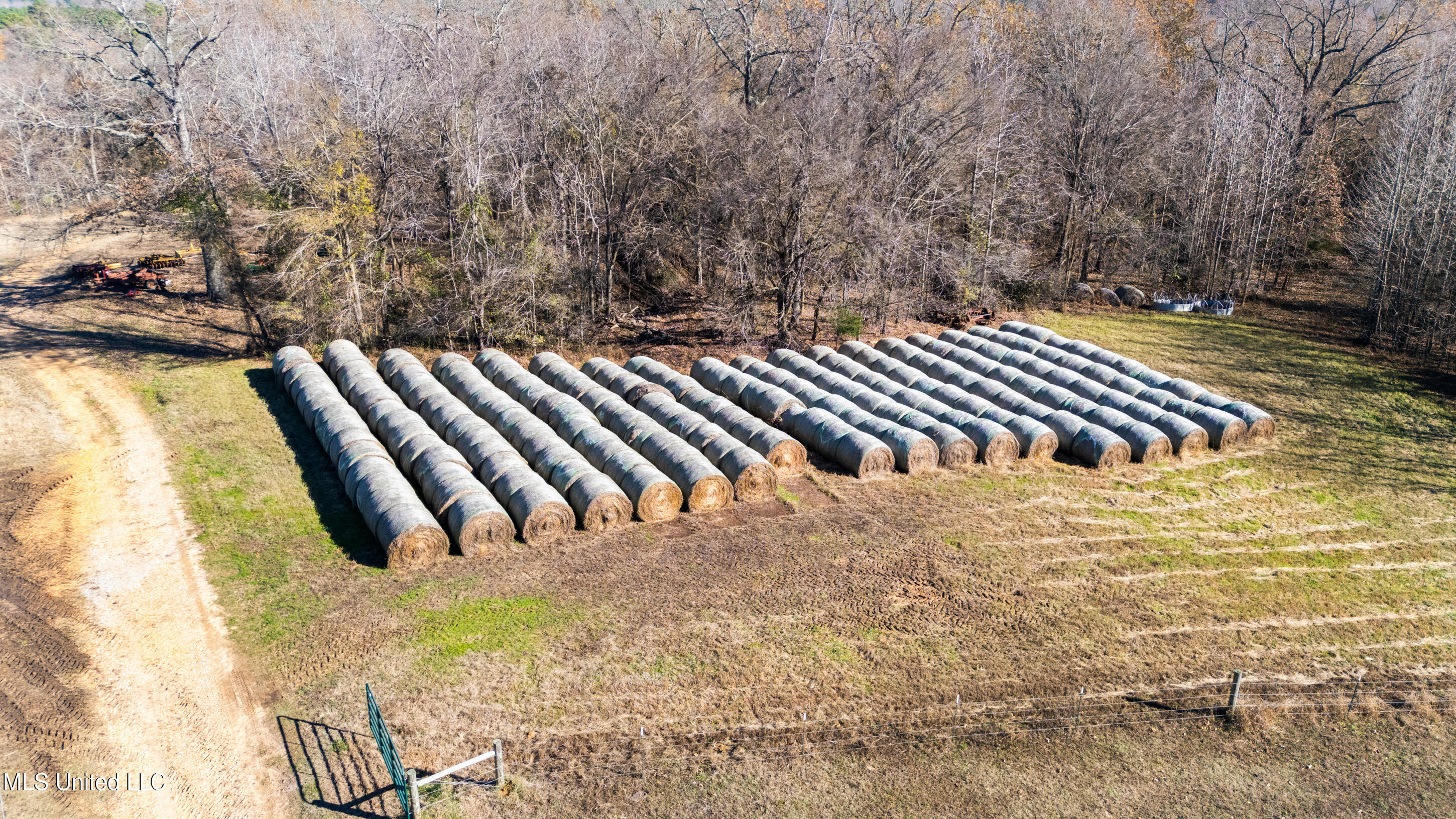 532 Quailwood Road Holly Springs, MS 38635 - Photo 88 of 113 dji_20251126132911_0201_d