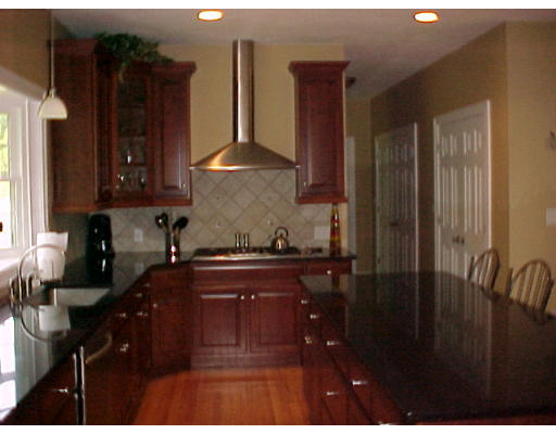 20 Sandy Ridge Road Sterling, MA 01564 - Photo 3 of 22 Gallery Image 3