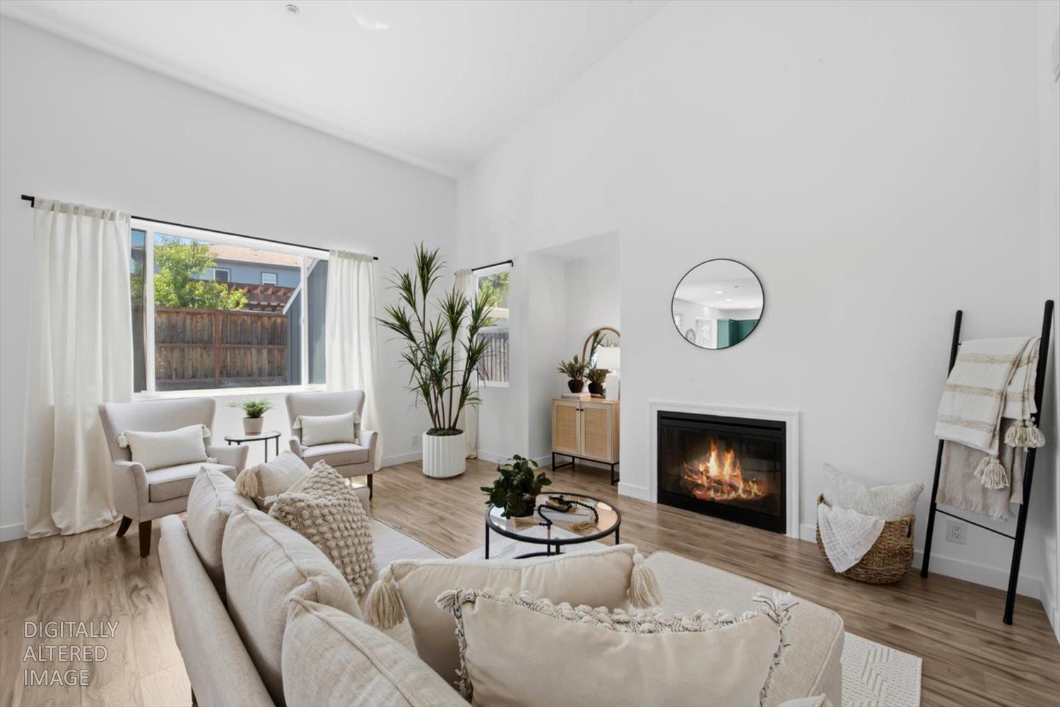 624 Snapdragon Street Winters, CA 95694 - Photo 17 of 86 Fireplace.
