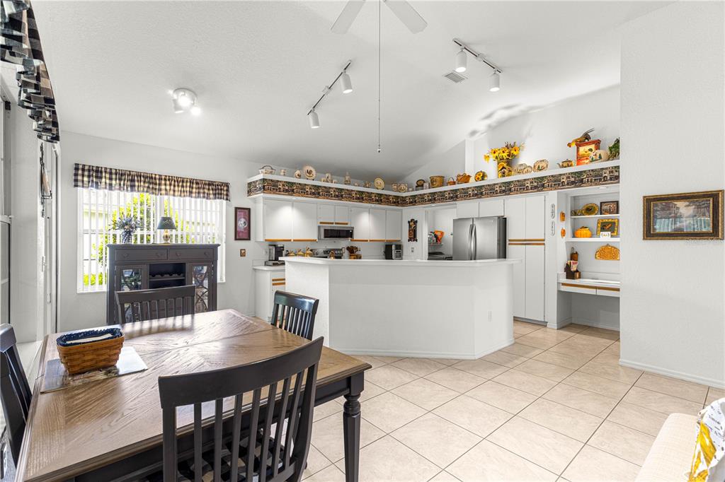 8418 Southwest 108th Pl Road Ocala, FL 34481 - Photo 16 of 80