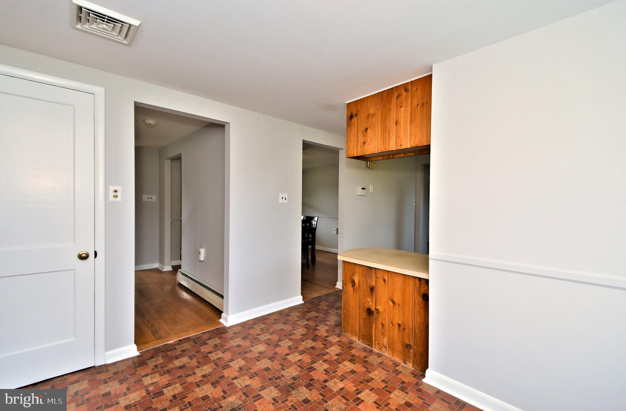 312 Evergreen Road Horsham, PA 19044 - Photo 16 of 51 Gallery Image 16