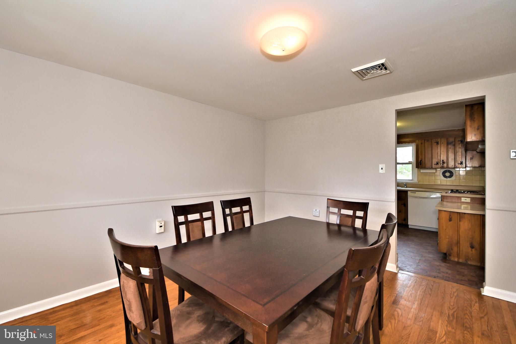 312 Evergreen Road Horsham, PA 19044 - Photo 10 of 51 Gallery Image 10
