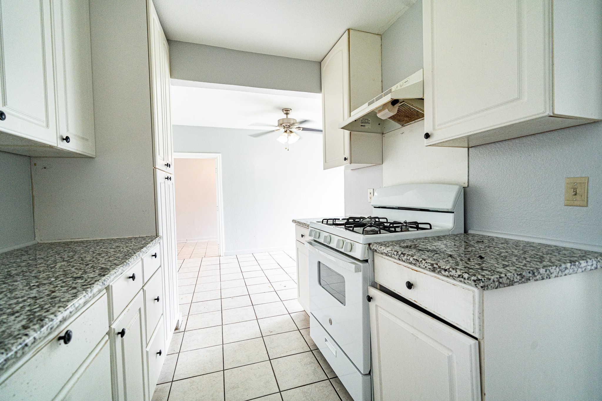 6417 Rolla Street Houston, TX 77055 - Photo 7 of 18