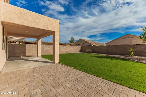 $2,300 | 5665 West Laurie Lane, Glendale, AZ 85302