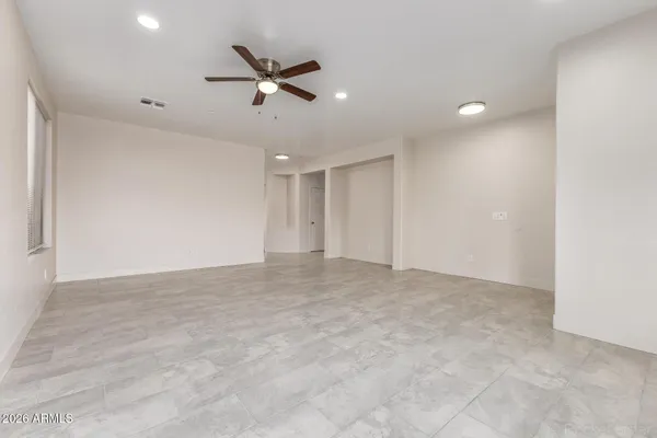 $2,300 | 5665 West Laurie Lane, Glendale, AZ 85302