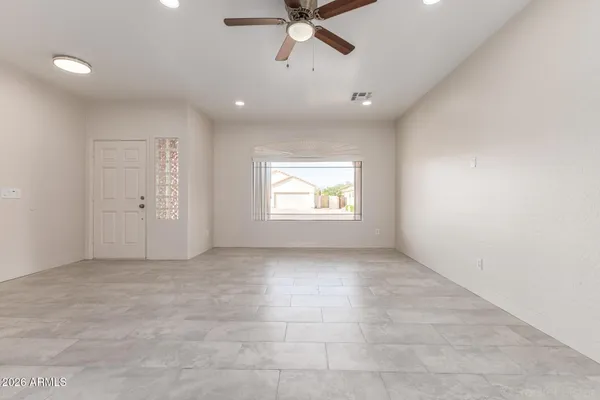 $2,500 | 5665 West Laurie Lane, Glendale, AZ 85302