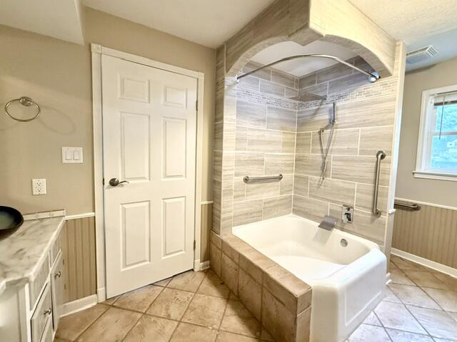 68404 Dailey Road Edwardsburg, MI 49112 - Photo 36 of 62 IMG_2552