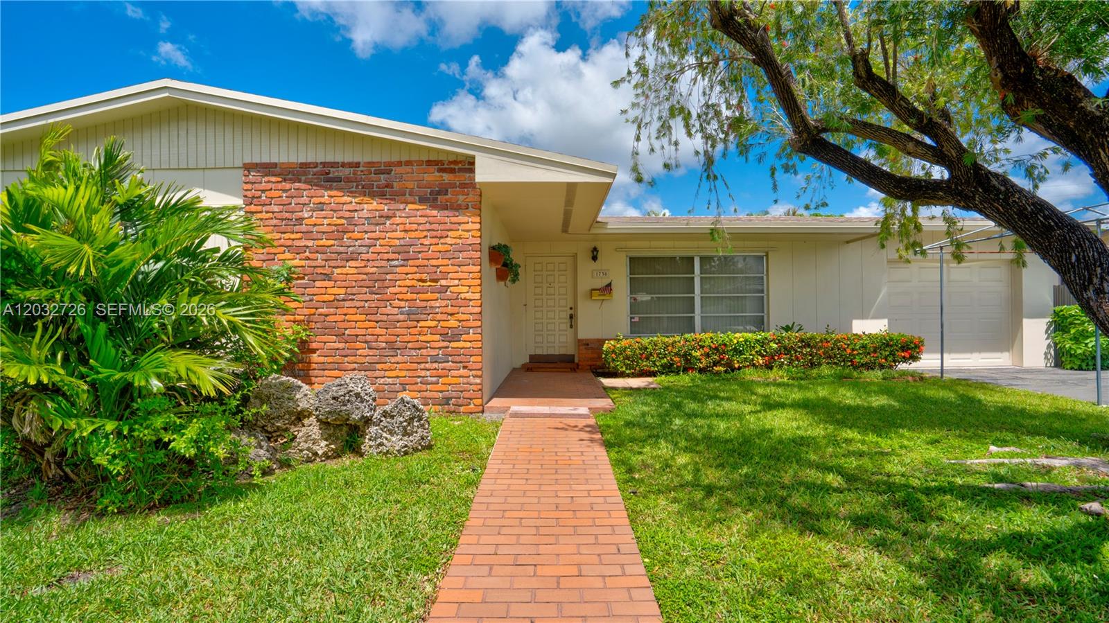 1730 Southwest 97th Place Miami, FL 33165 - Photo 12 of 44