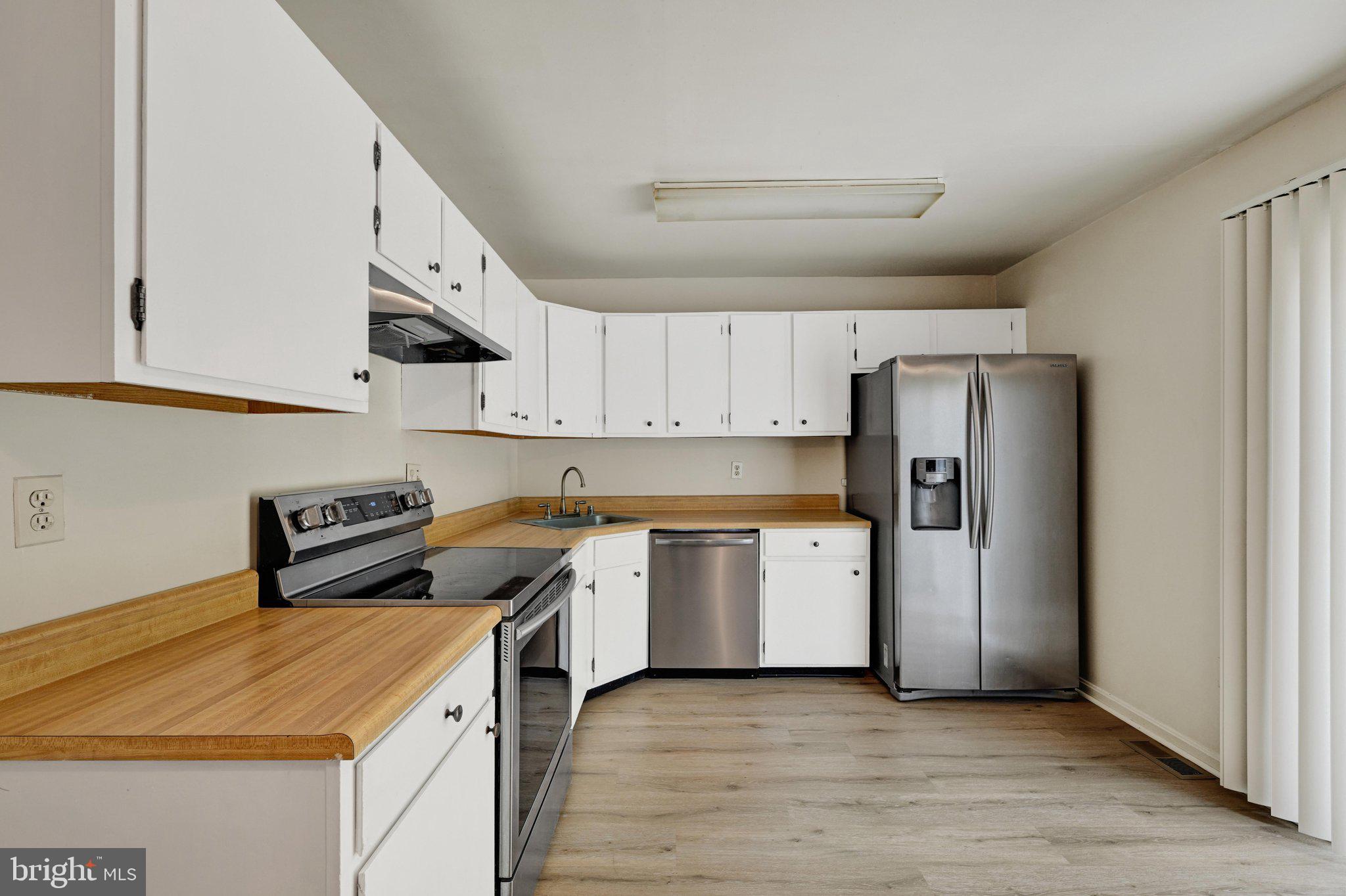 66 Talister Court Rosedale, MD 21237 - Photo 10 of 27 Kitchen