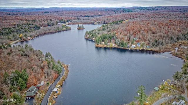 $199,900 | 9 Kilmer Roadway, Greenfield, NY 12850