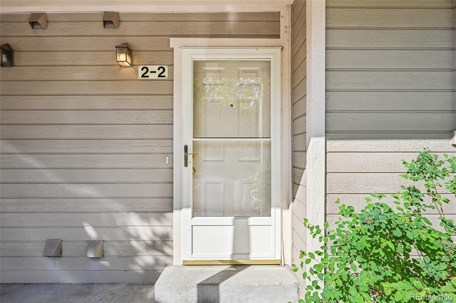 1818 South Quebec Way, Unit 22 Denver, CO 80231 - Photo 4 of 46