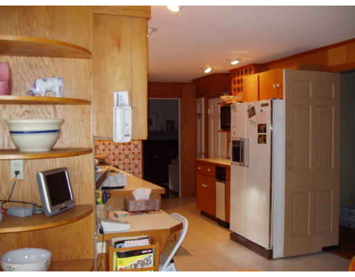 8 Saxon Road Worcester, MA 01602 - Photo 14 of 21 Gallery Image 14