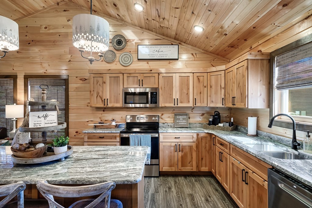 514 Hideaway Ridge Circle Sevierville, TN 37862 - Photo 4 of 41